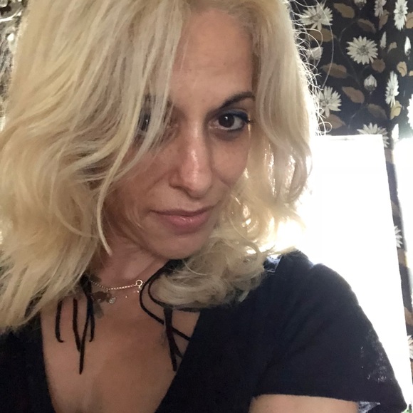 Meet your Posher, Edin - Picture 6 of 7